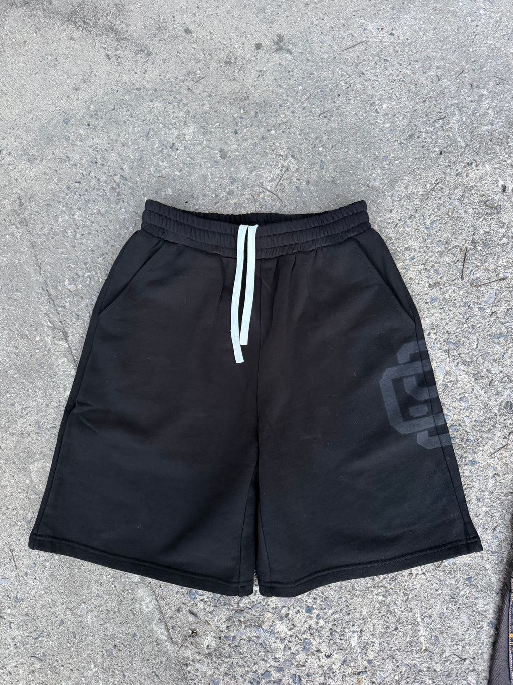 Relaxed Fit Short
