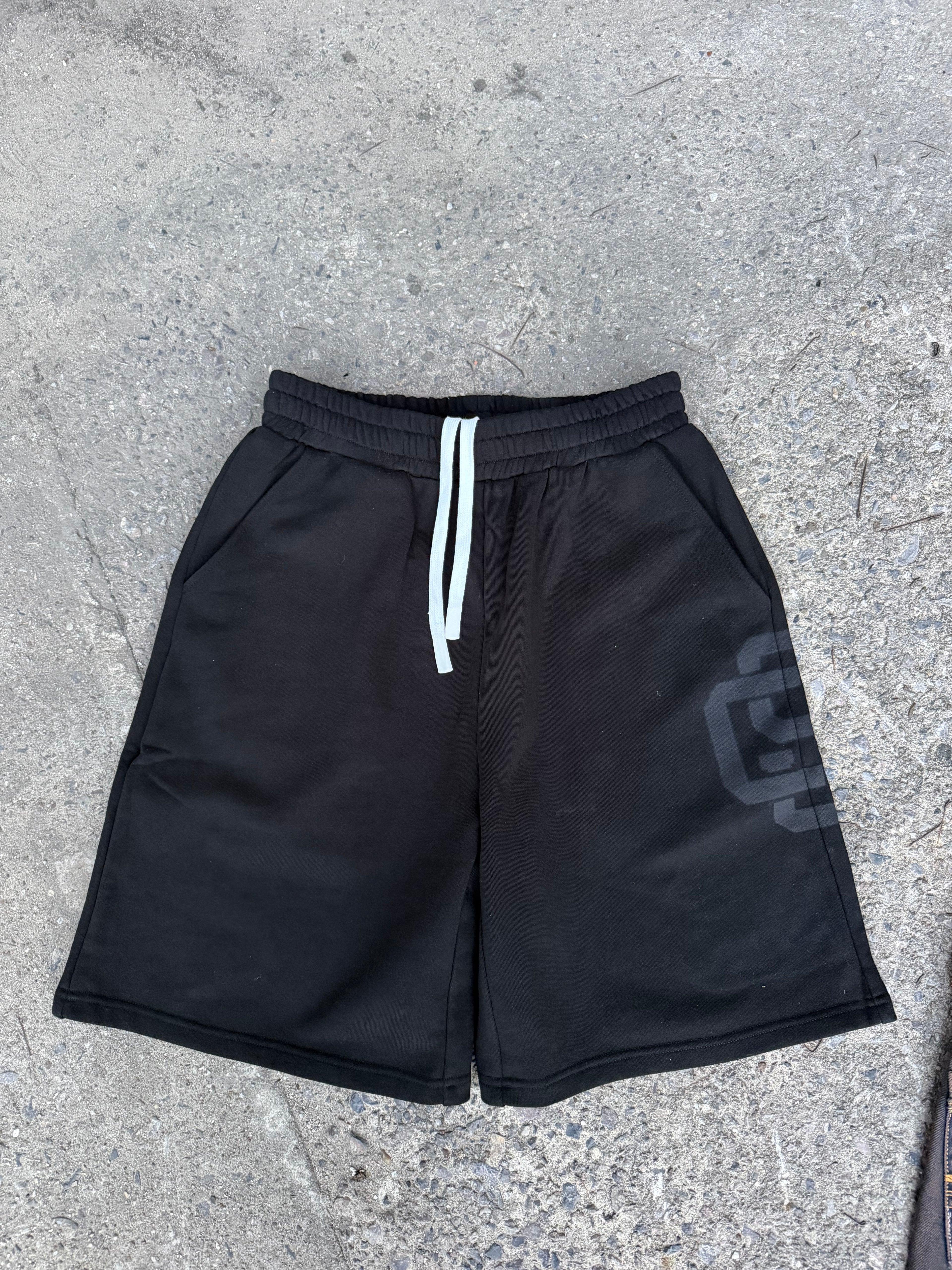 Relaxed Fit Short